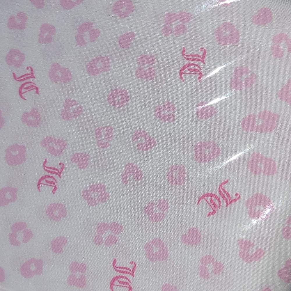 Juicy Couture Pink Comforter Set Luxurious Bedding - Queen - Picture 9 of 11